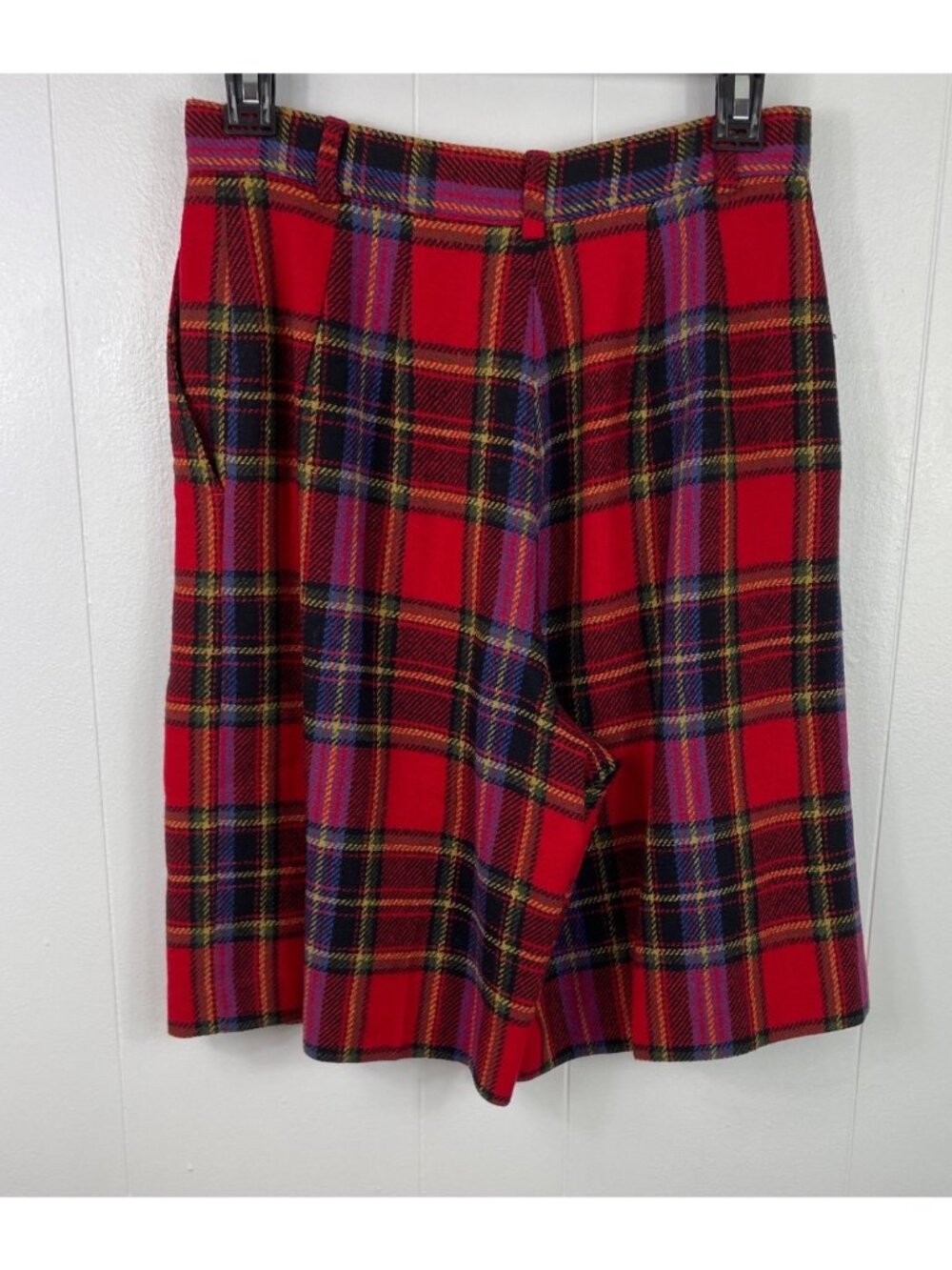 Susan Bristol Red Plaid Wool Blend Pleated Shorts Womens Size 6 Vintage - Picture 2 of 8